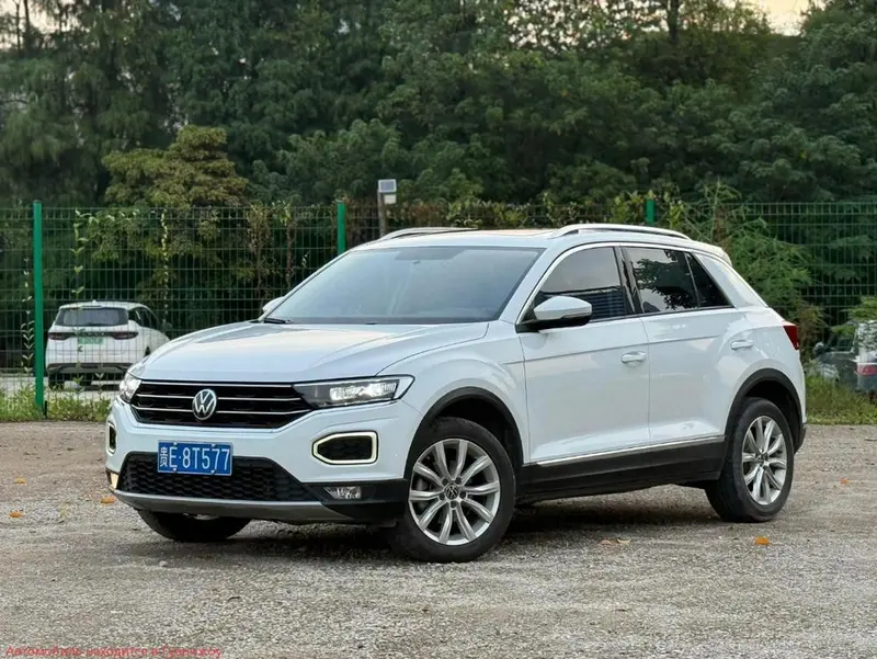 Volkswagen T-Roc, 2021