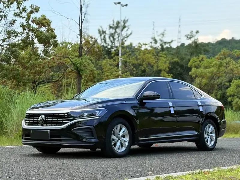 Volkswagen Passat, 2023