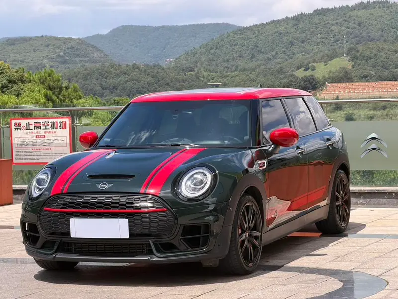MINI JCW CLUBMAN, 2021
