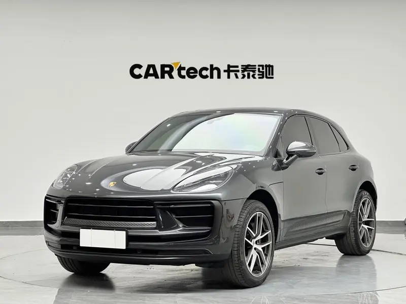 Porsche Macan, 2022