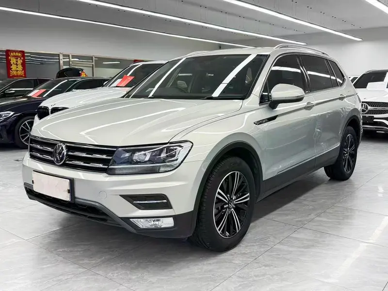 Volkswagen Tiguan L, 2021