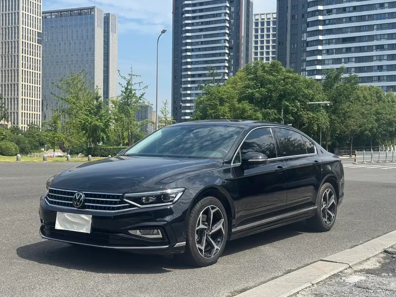 Volkswagen Magotan, 2025