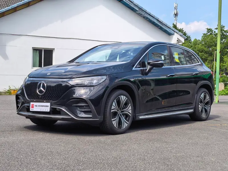 Mercedes-Benz EQE SUV, 2024