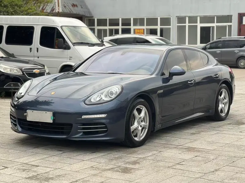 Porsche Panamera, 2014