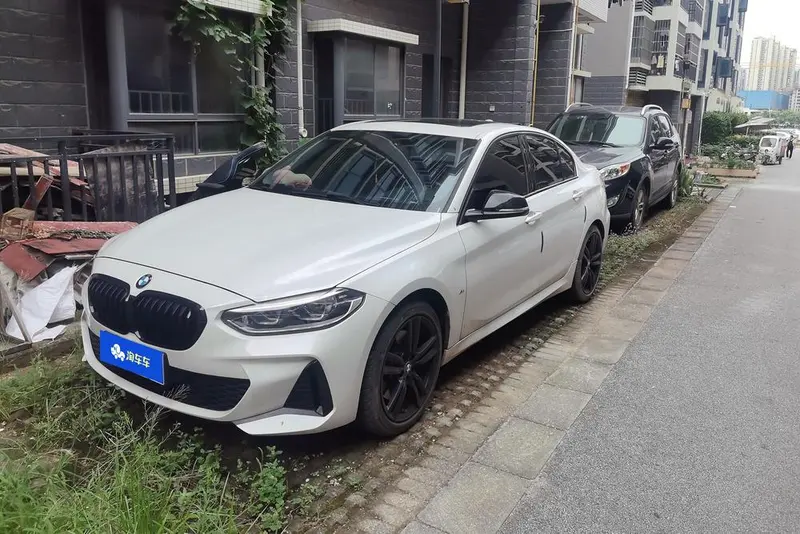 BMW 1-Series, 2021