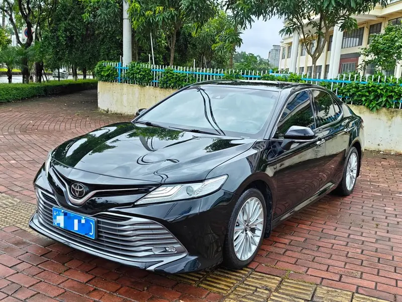 Toyota Camry, 2019