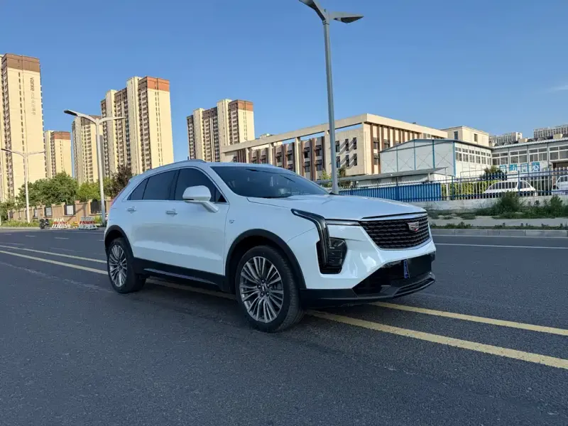 Cadillac XT4, 2025