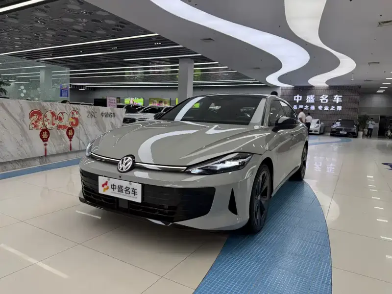 Volkswagen Lamando, 2025