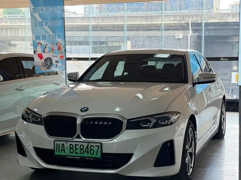 BMW i3, 2024