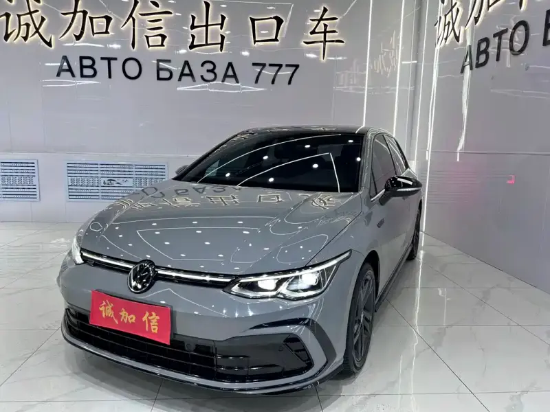 Volkswagen Golf, 2023