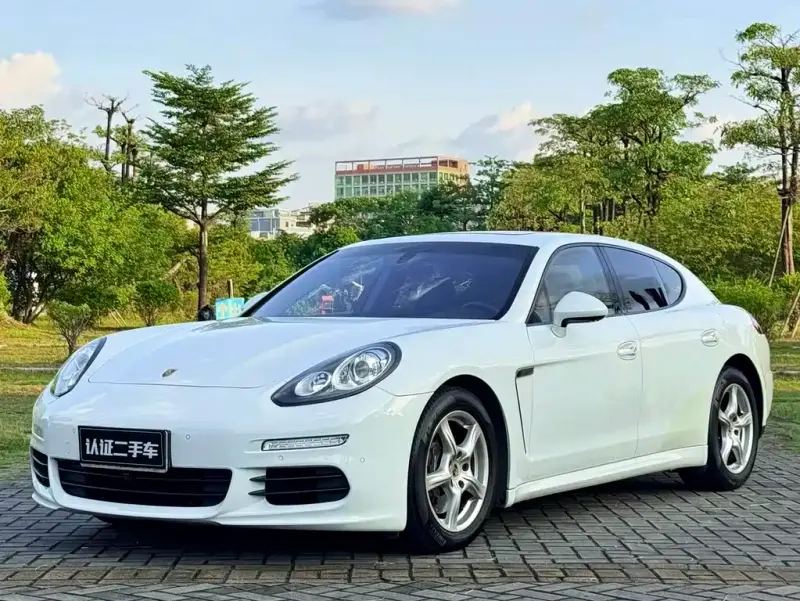 Porsche Panamera, 2014