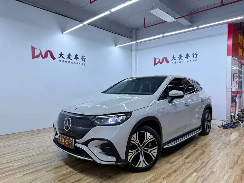 Mercedes-Benz EQE SUV, 2023