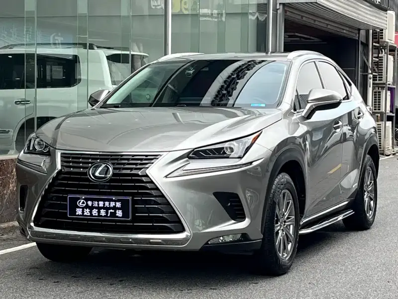 Lexus NX, 2019
