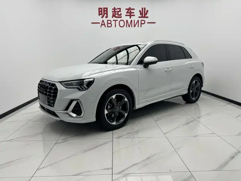Audi Q3, 2023