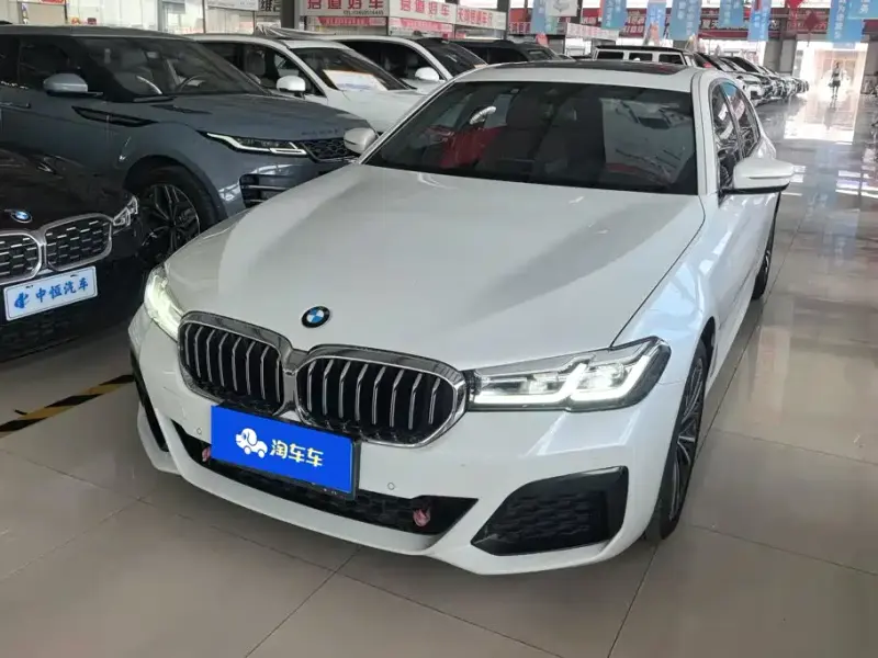 BMW 5 Series, 2022