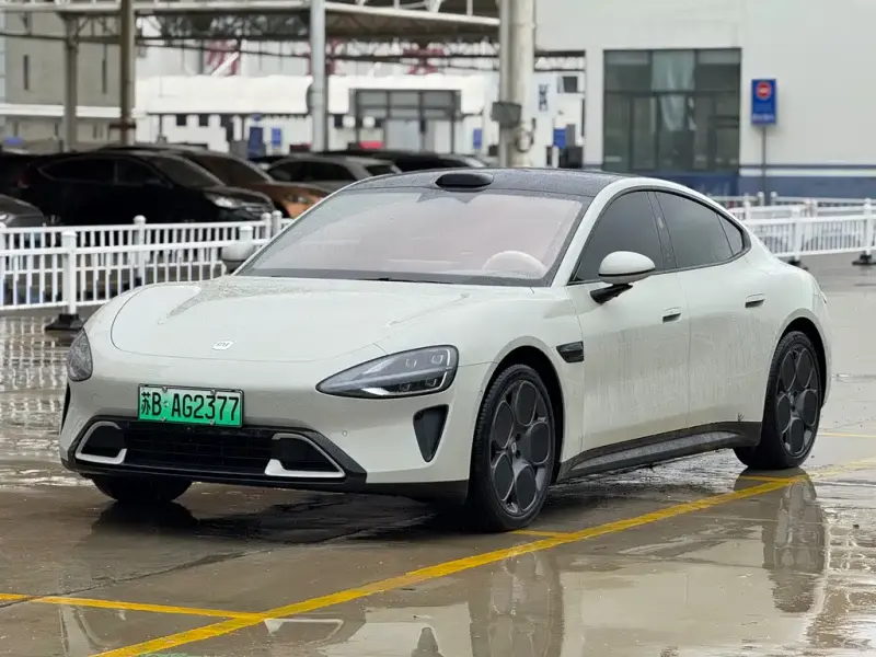Xiaomi SU7, 2025