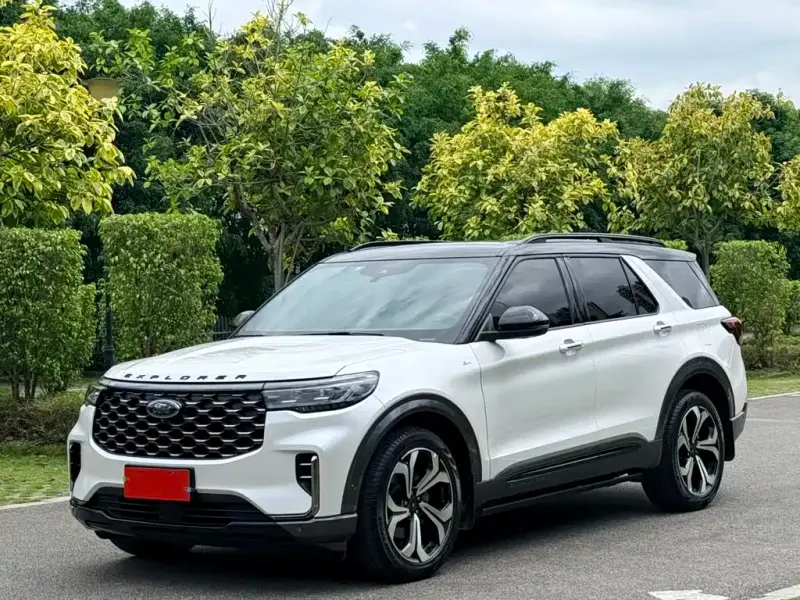 Ford Explorer, 2023