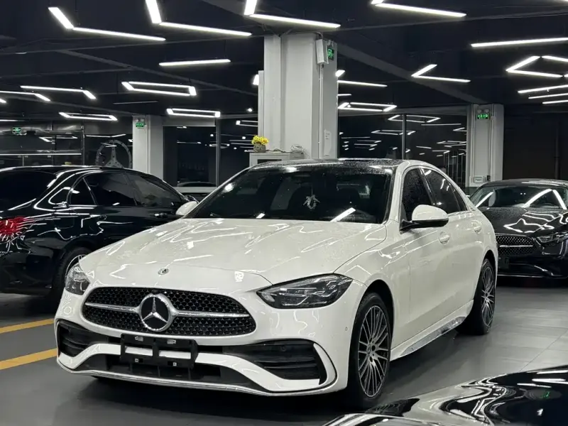 Mercedes-Benz C-Class, 2024