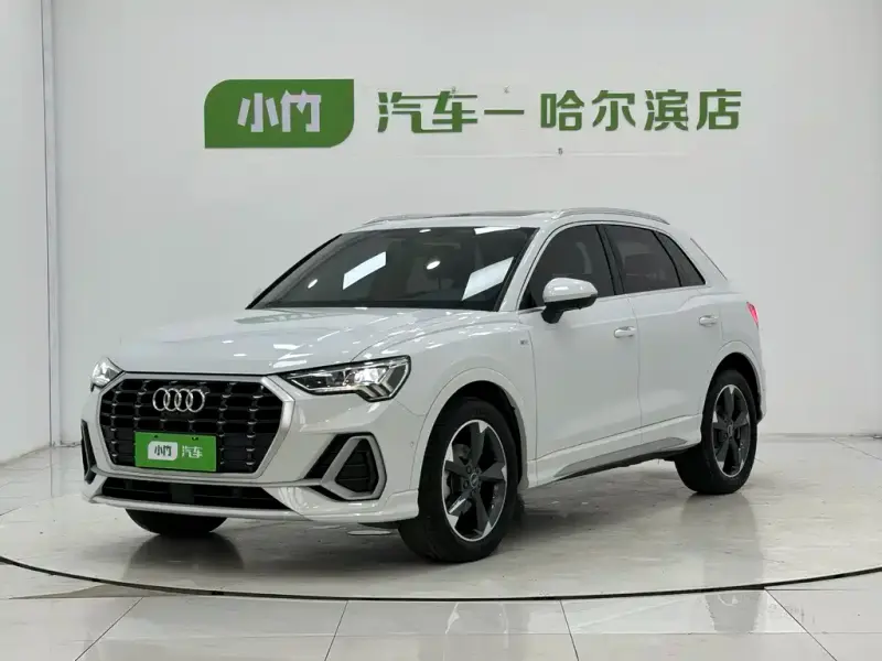 Audi Q3, 2023