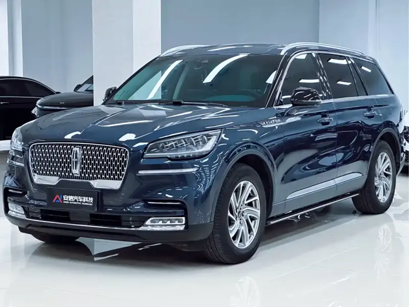 Lincoln Aviator, 2022