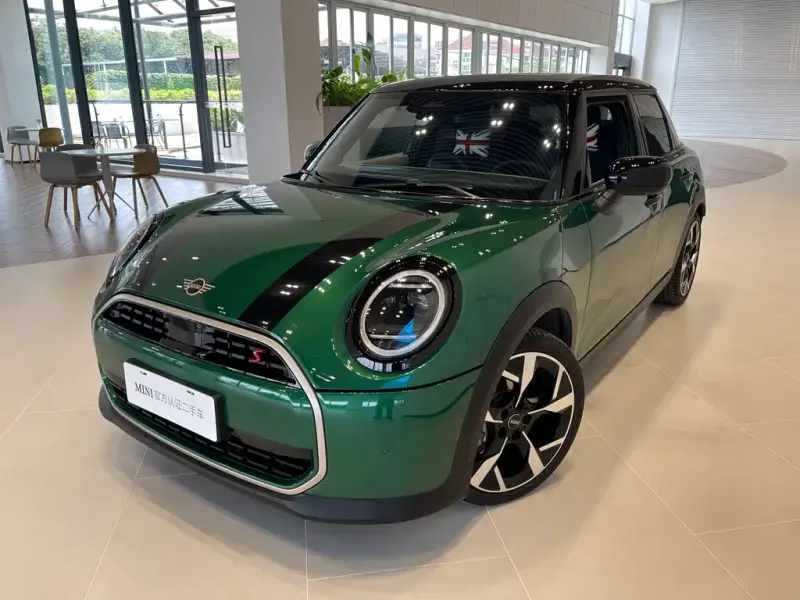 MINI Mini, 2025