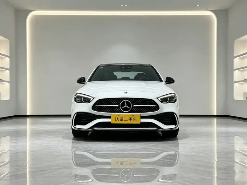Mercedes-Benz C-Class, 2024