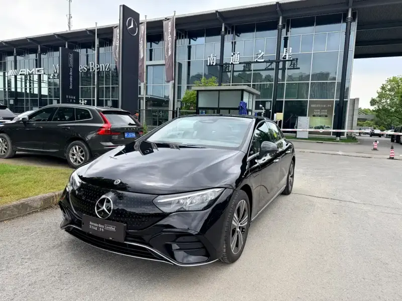 Mercedes-Benz EQE, 2025