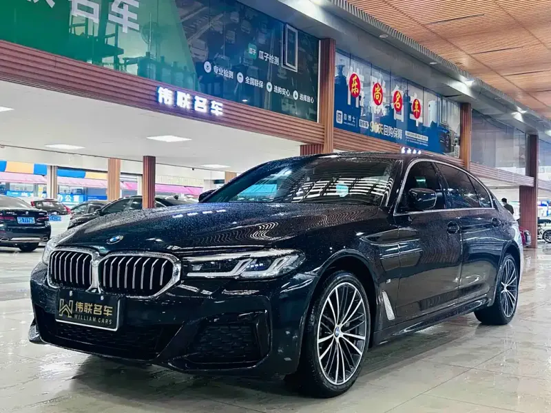 BMW 5 Series, 2023