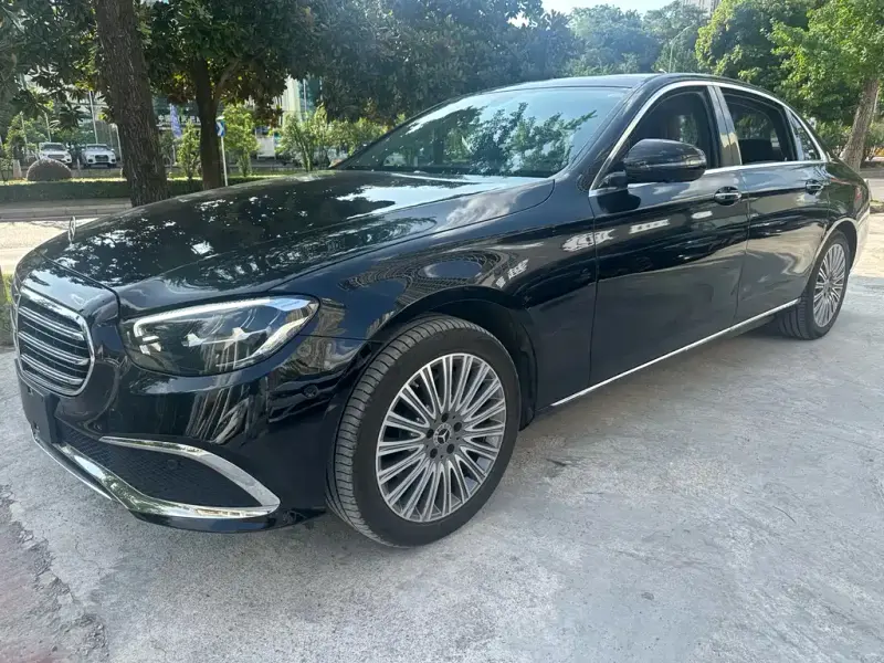Mercedes-Benz E-Class, 2022