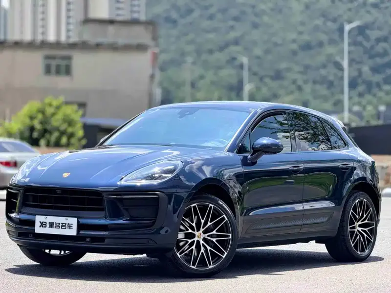 Porsche Macan, 2022