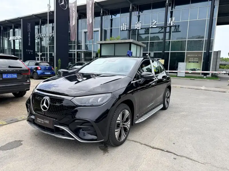 Mercedes-Benz EQE, 2025