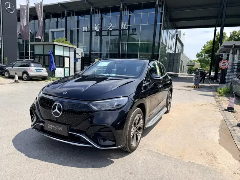 Mercedes-Benz EQE SUV, 2025