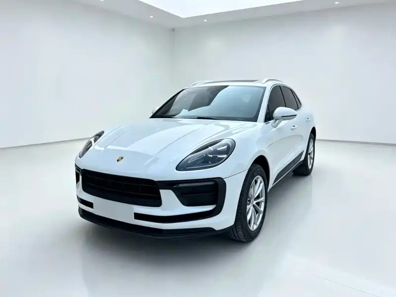 Porsche Macan, 2022