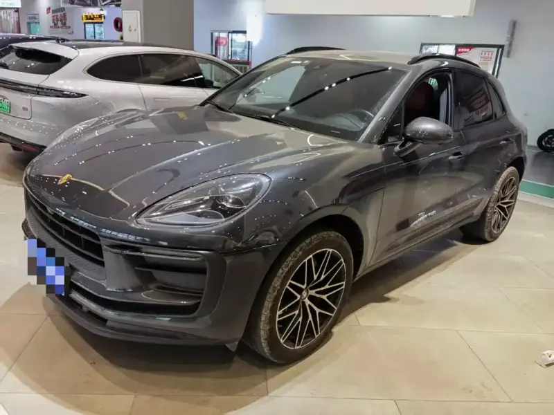 Porsche Macan, 2022