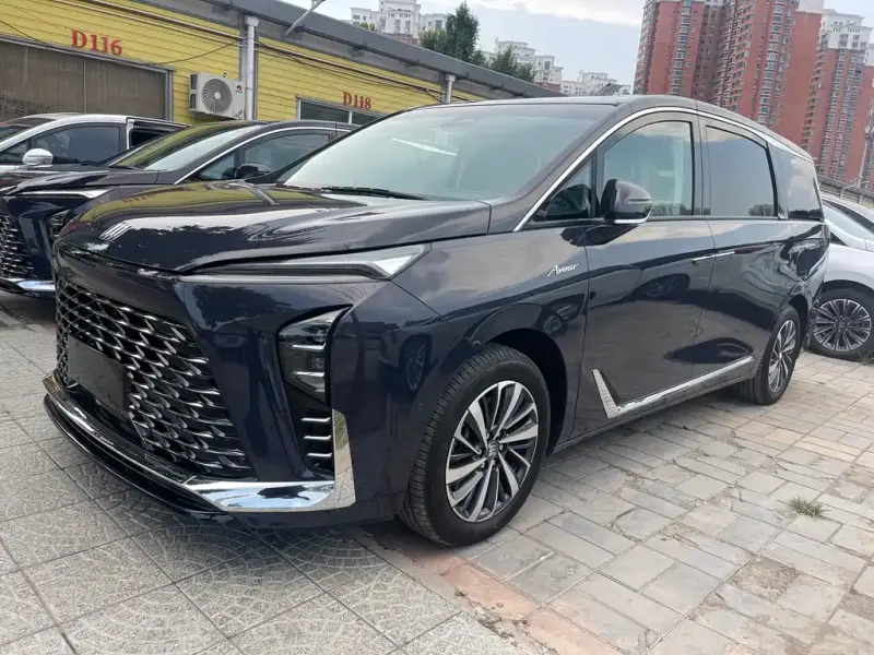 Buick GL8 Hybrid, 2025
