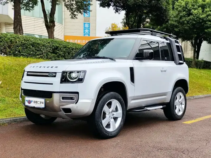 Land Rover Defender, 2022