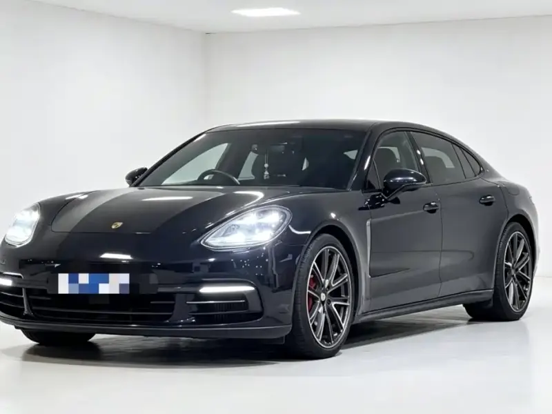 Porsche Panamera, 2019