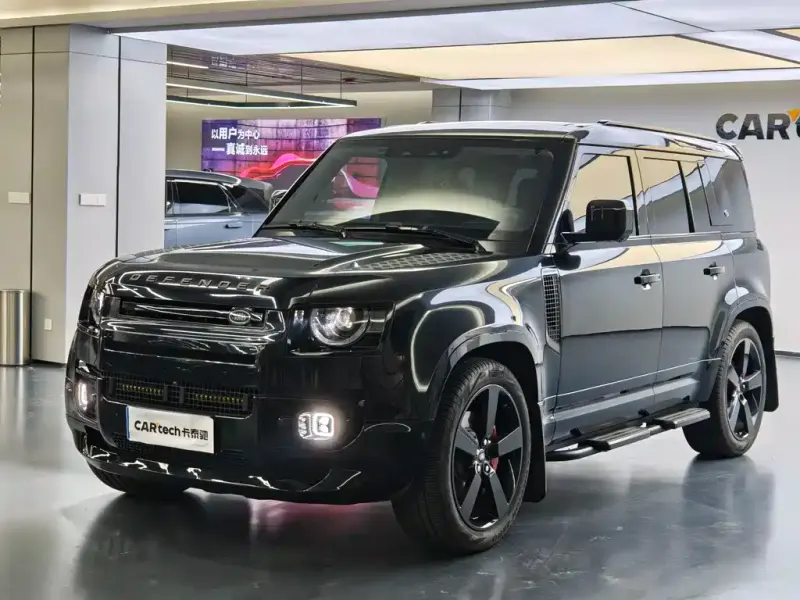 Land Rover Defender, 2022