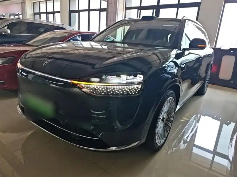 AITO M9, 2025