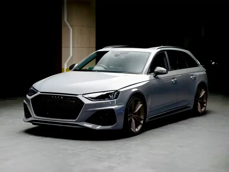 Audi RS 4, 2022