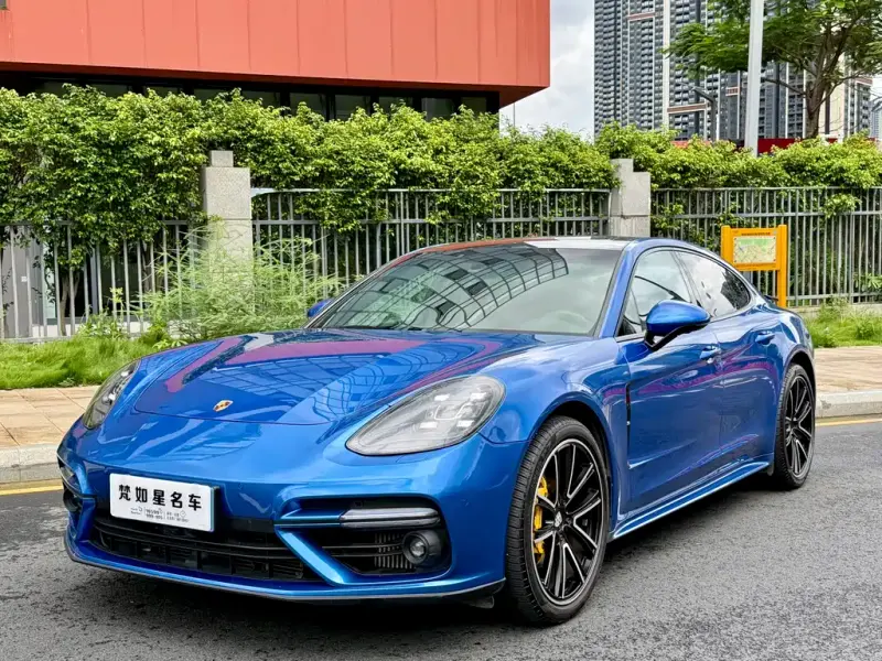 Porsche Panamera, 2019