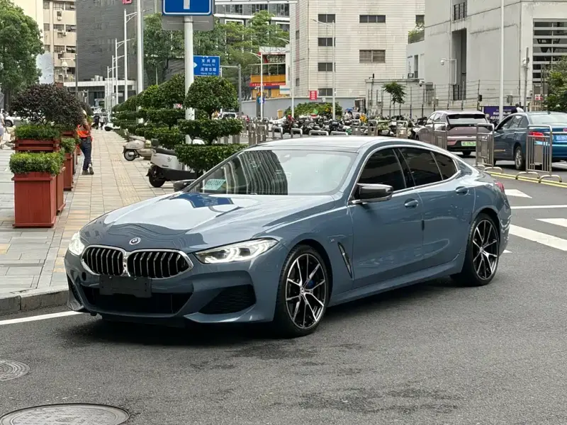 BMW 8 Series, 2021