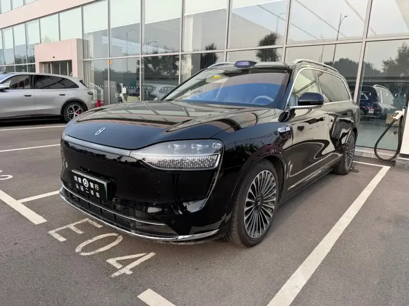 AITO M9, 2025
