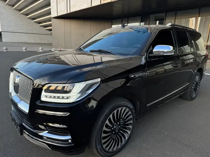 Lincoln Navigator, 2021
