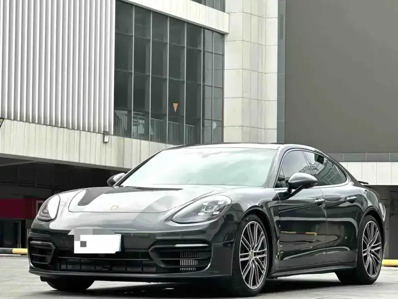 Porsche Panamera, 2022