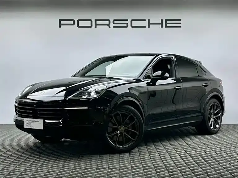 Porsche Cayenne, 2022