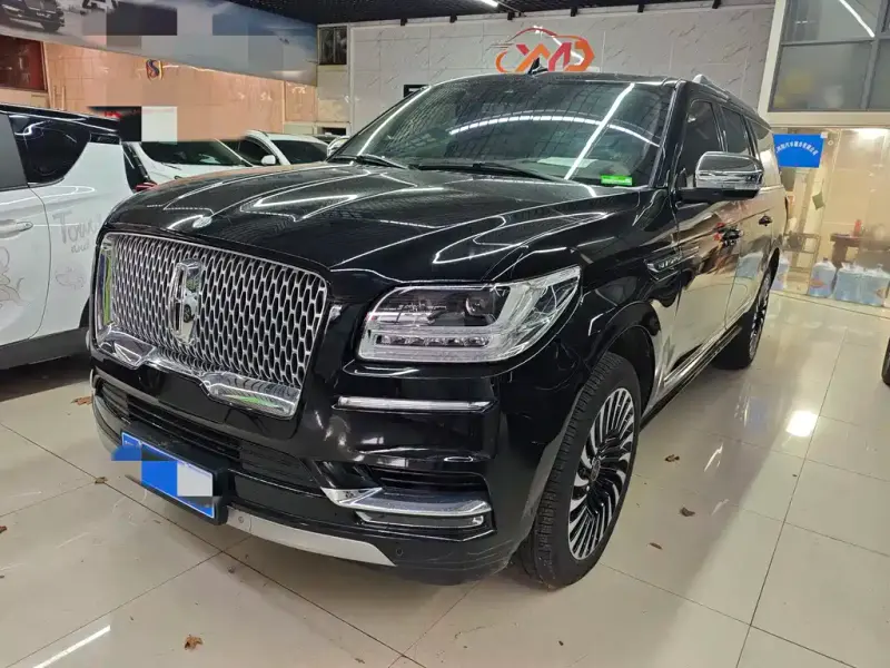 Lincoln Navigator, 2021