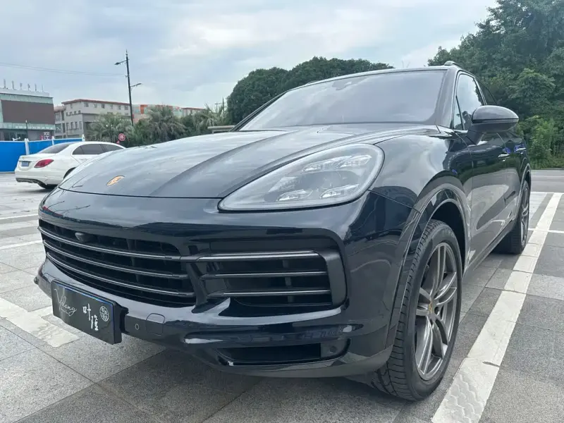 Porsche Cayenne, 2023