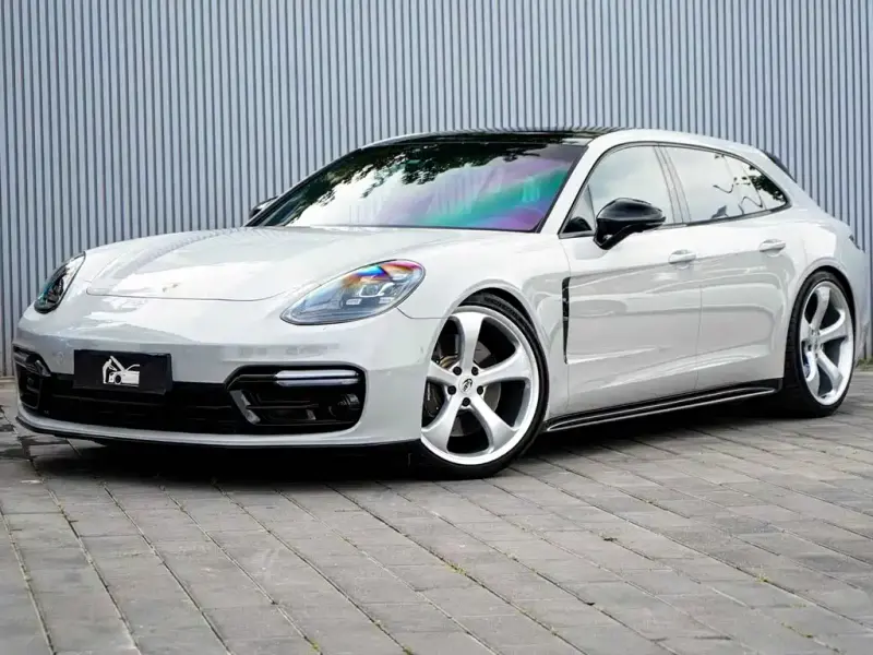 Porsche Panamera, 2019