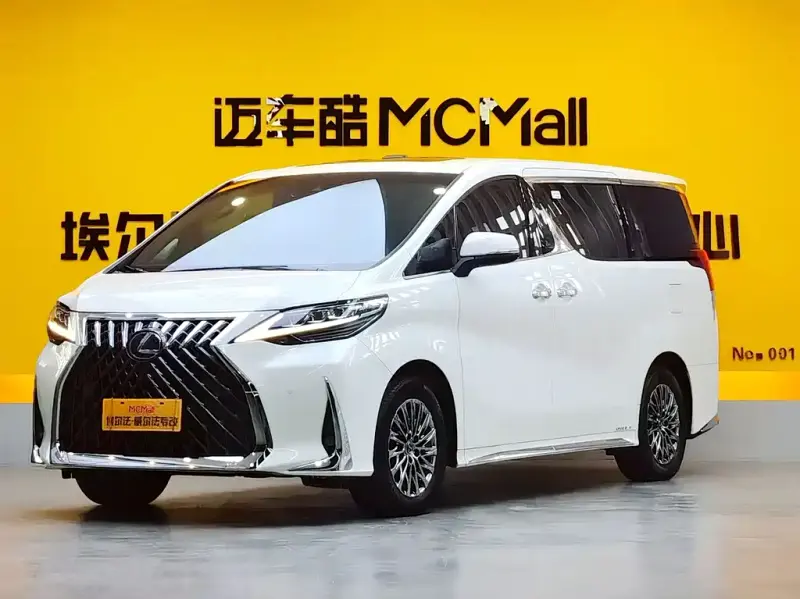 Lexus LM, 2021